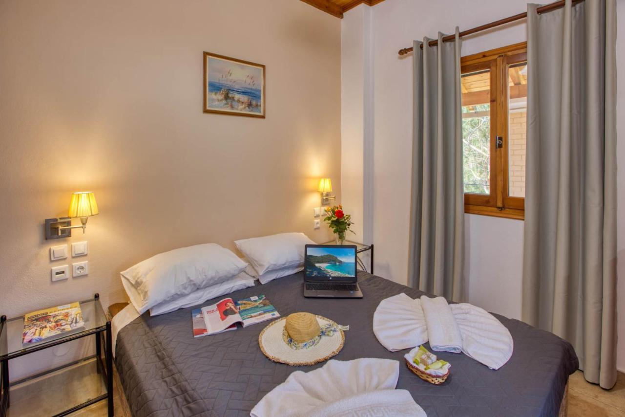 Christinas Apartament Ágios Matthaíos