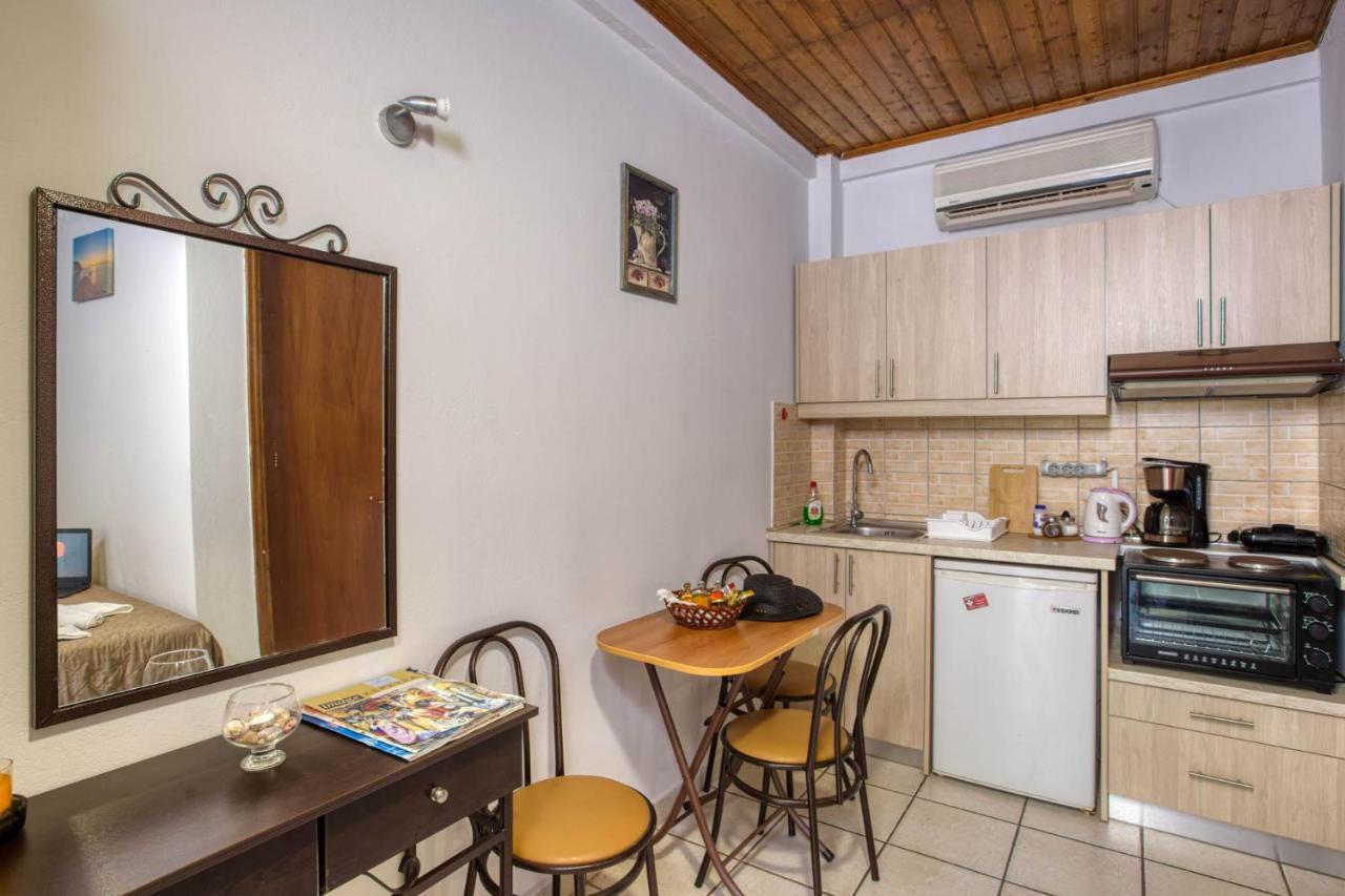 Apartament Christinas *